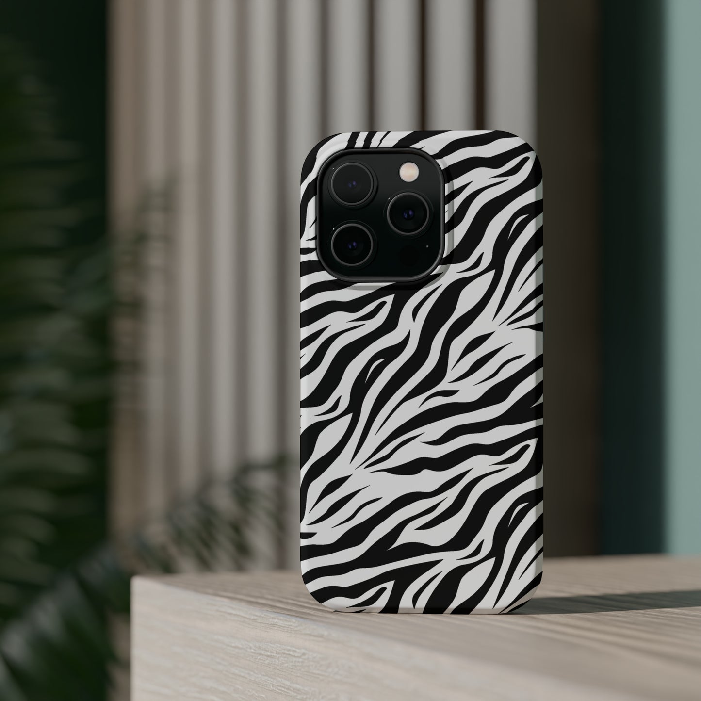 White Bengal Tiger MagSafe Tough Case