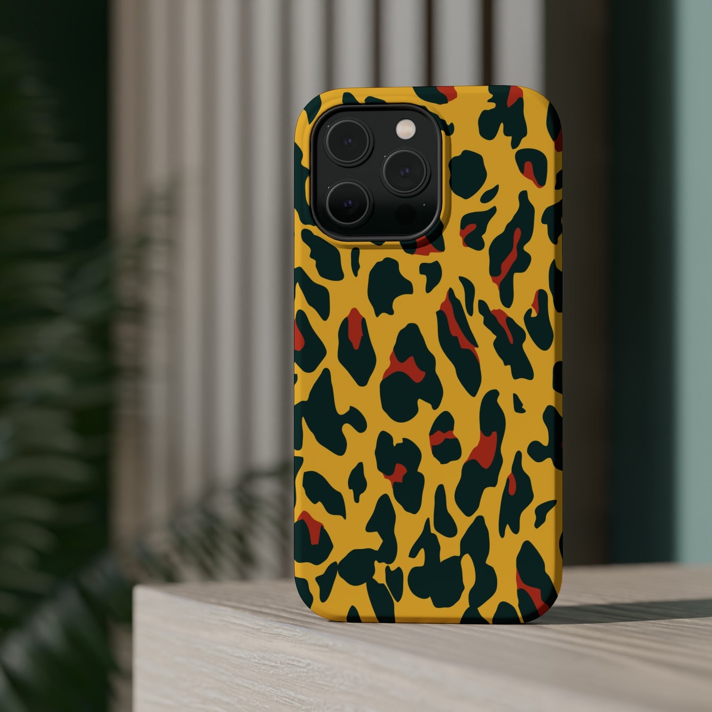 Leopard pattern MagSafe Tough Case