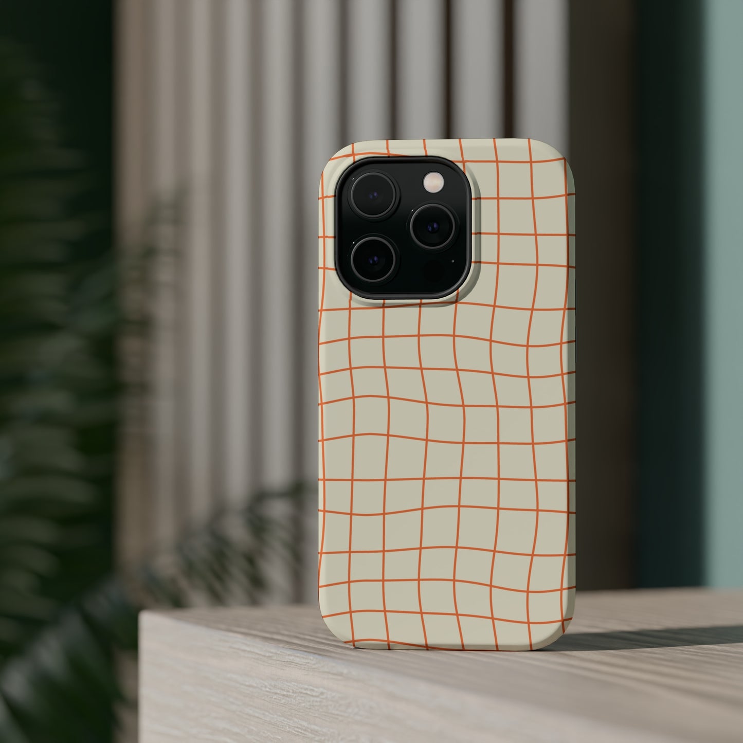 Soft Beige Dizzy Grid MagSafe Tough Case