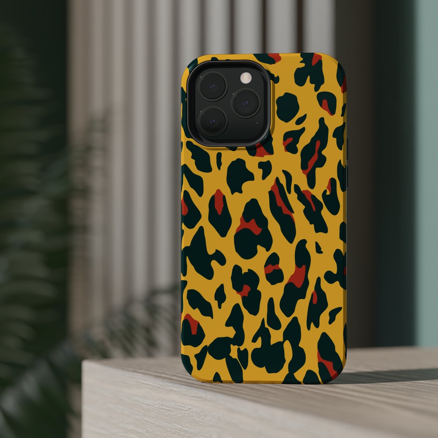 Leopard pattern MagSafe Tough Case
