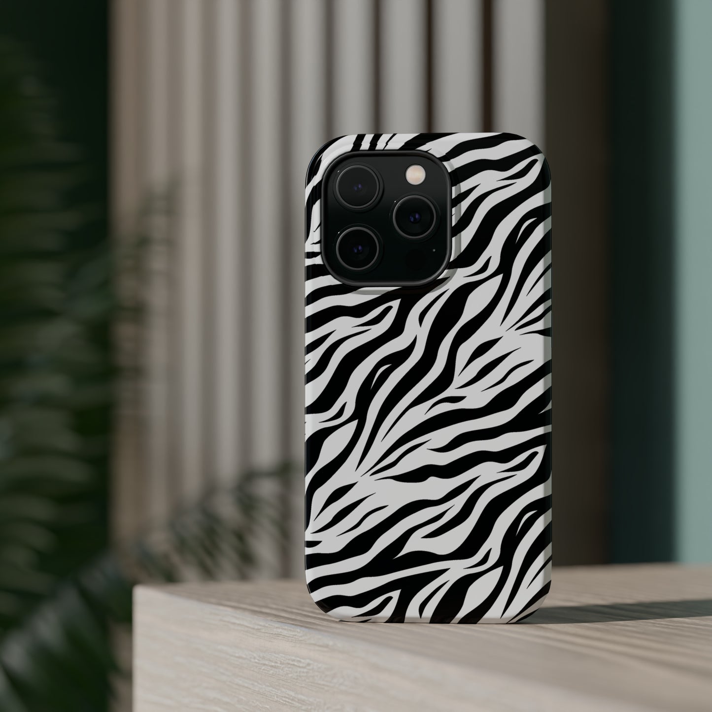 White Bengal Tiger MagSafe Tough Case