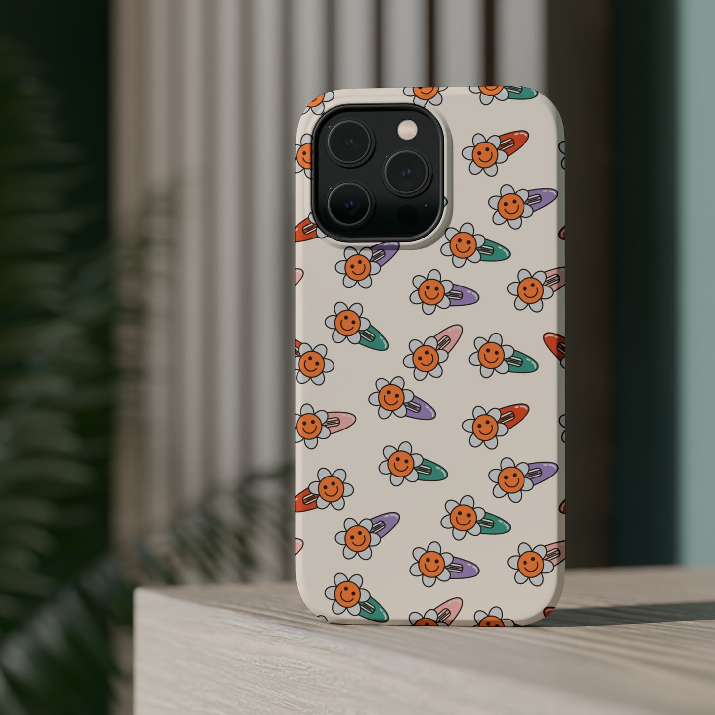 Daisy Clips MagSafe Tough Case