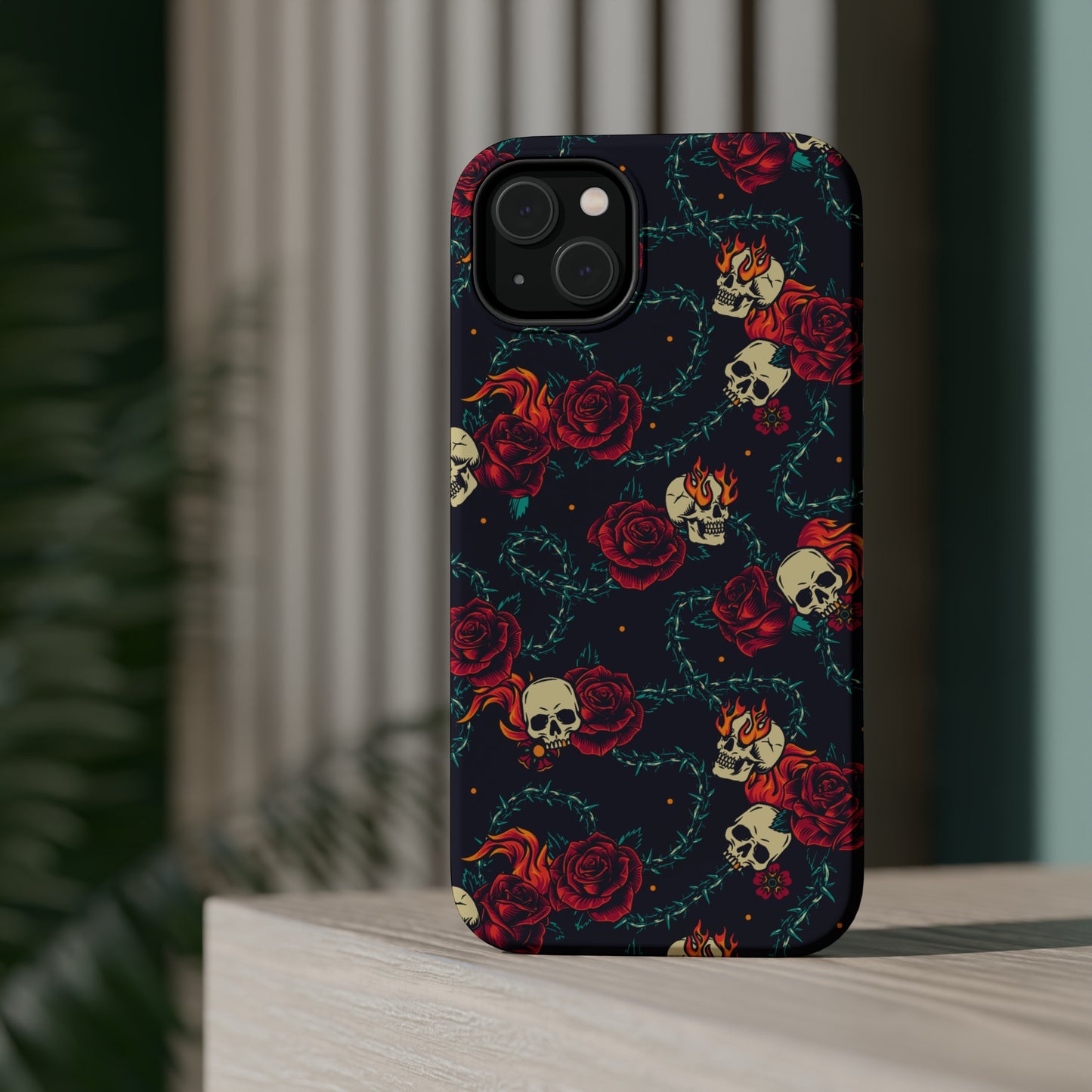 Skulls & Roses MagSafe Tough Case