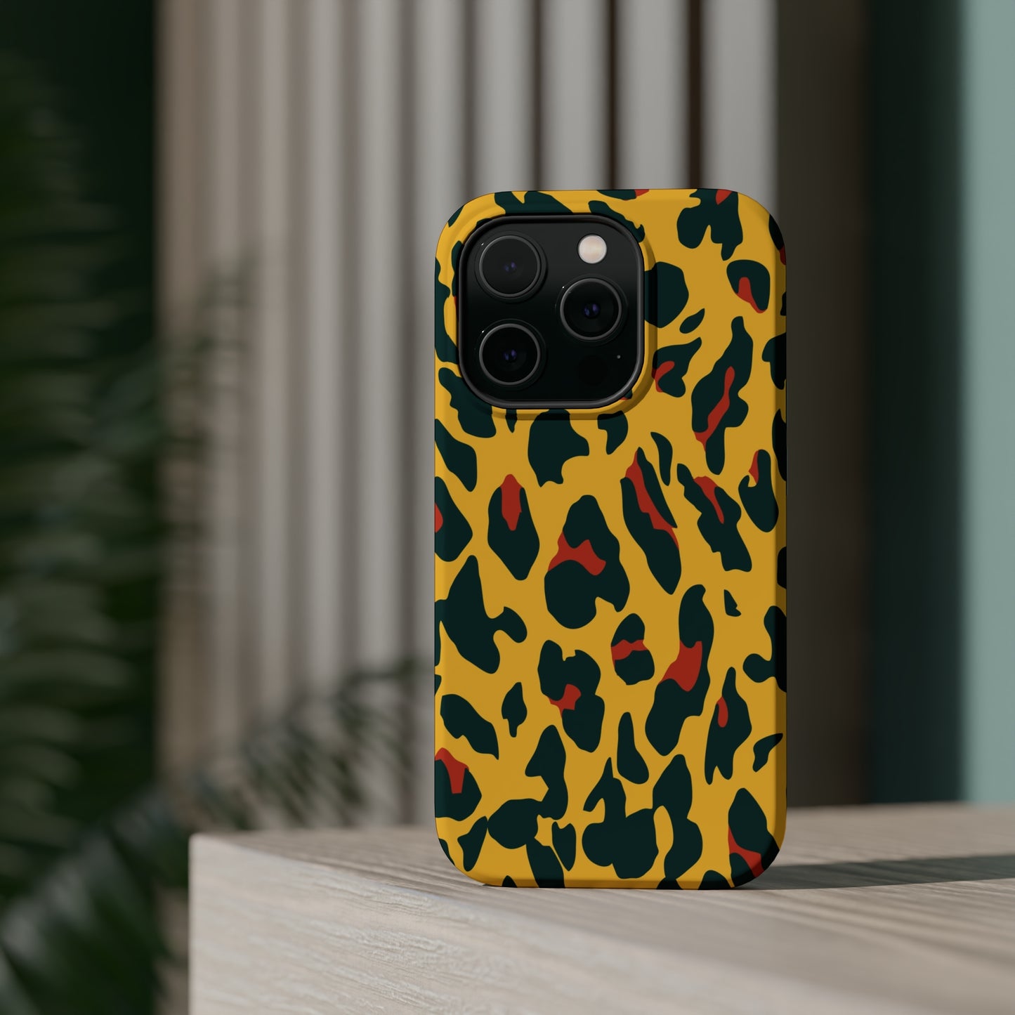 Leopard pattern MagSafe Tough Case