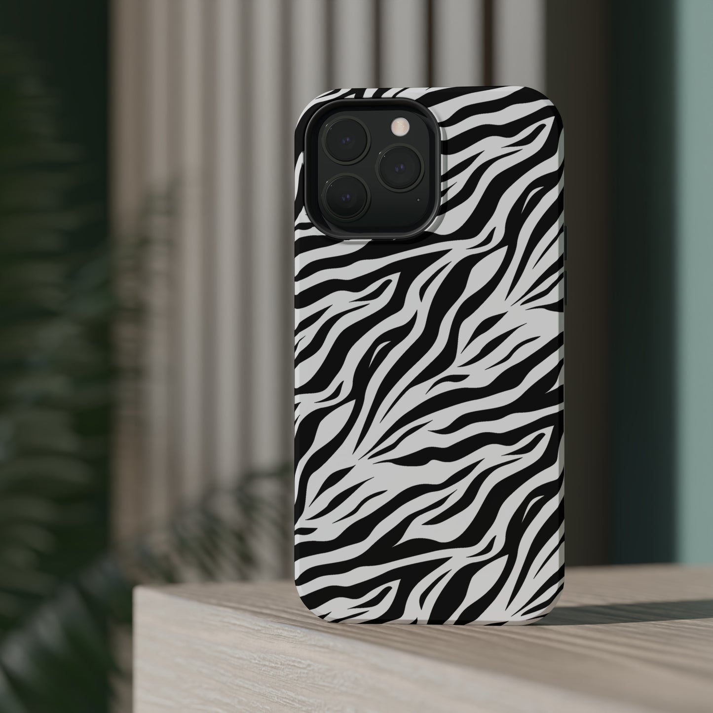 White Bengal Tiger MagSafe Tough Case