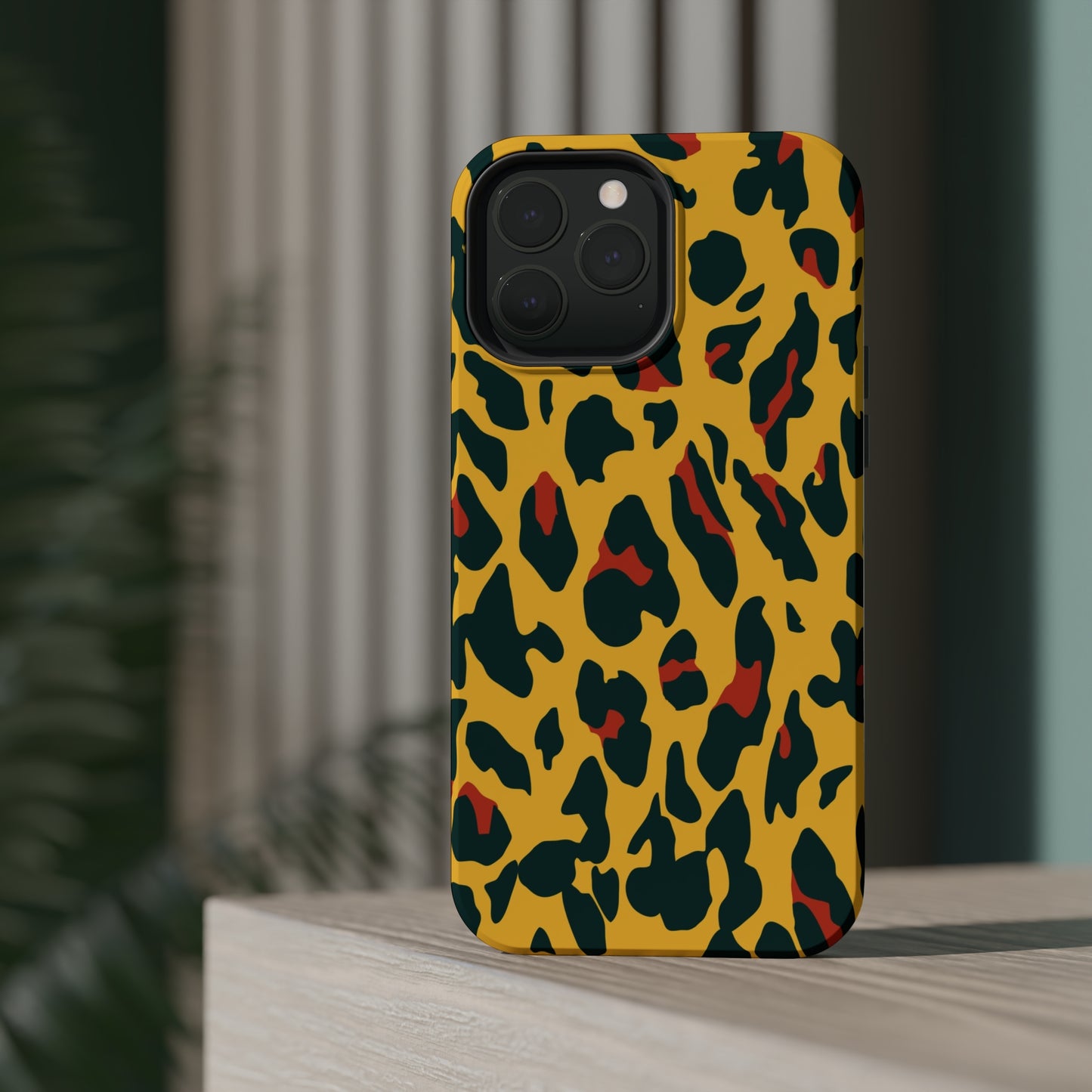 Leopard pattern MagSafe Tough Case