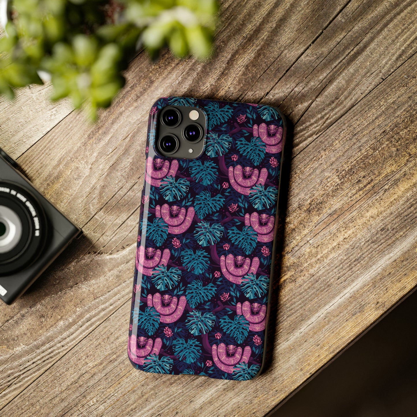 Atomic Jungle Snap Case