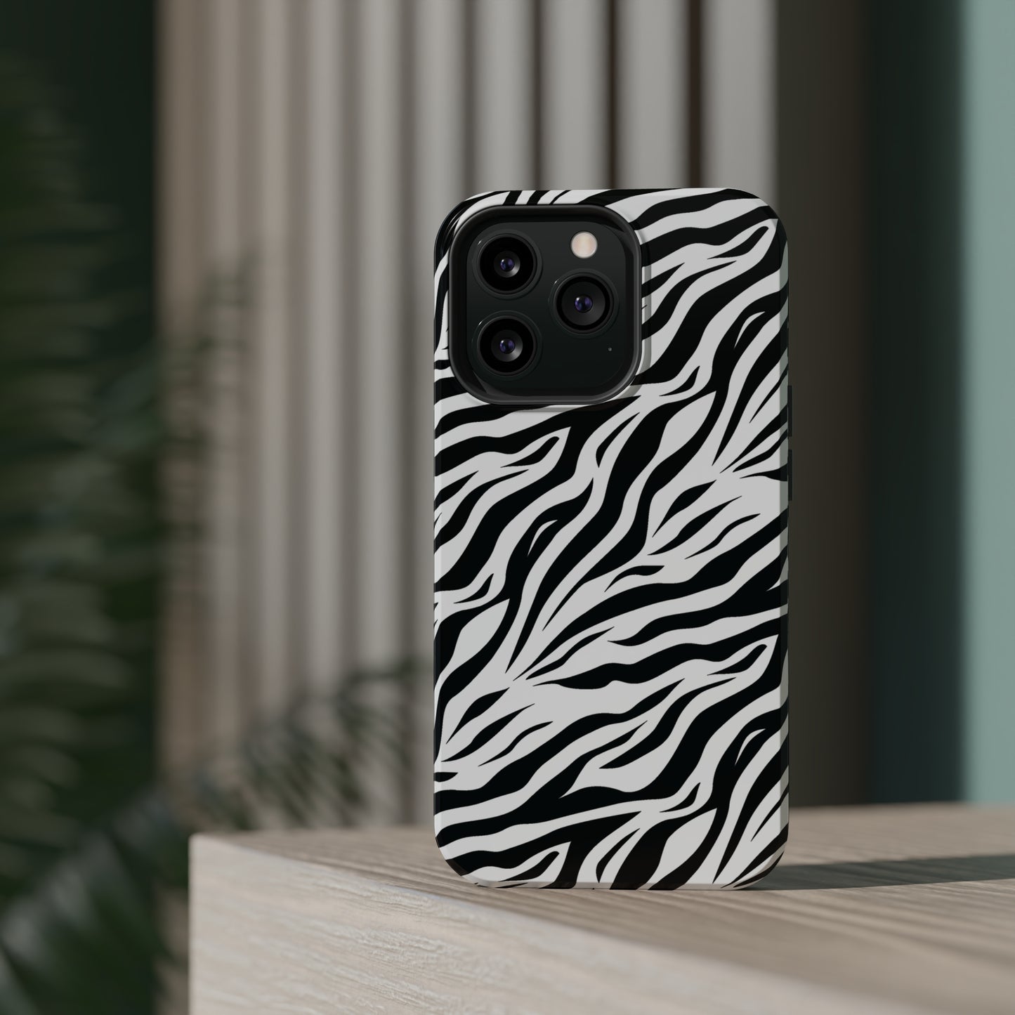 White Bengal Tiger MagSafe Tough Case