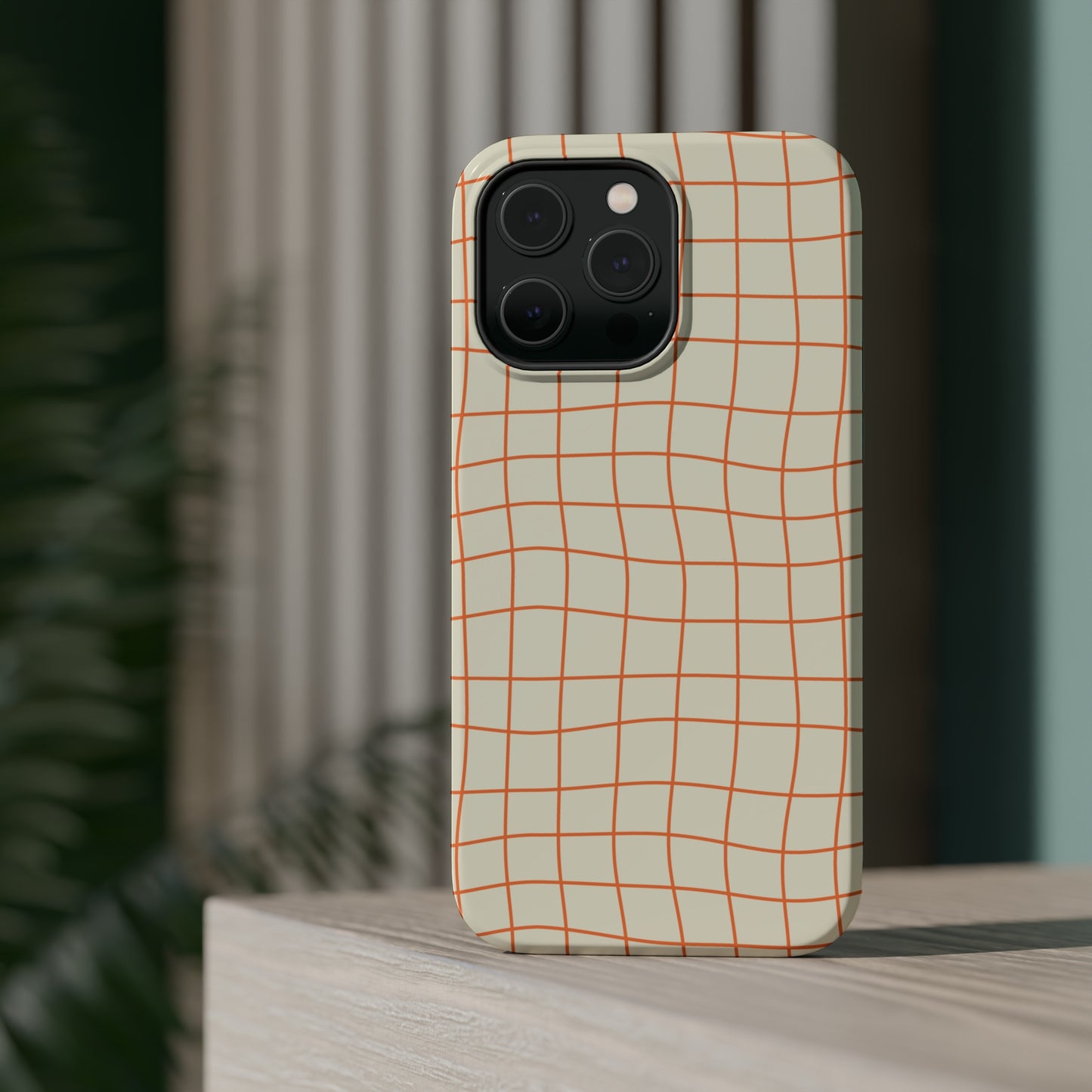Soft Beige Dizzy Grid MagSafe Tough Case