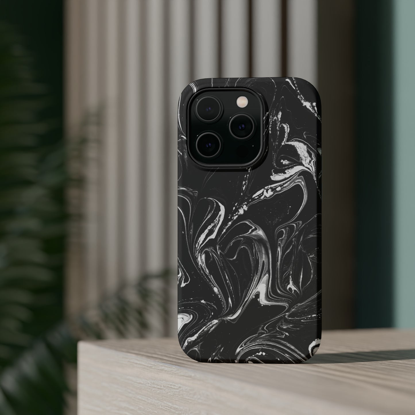 Grey & White liquid paint pattern MagSafe Tough Case