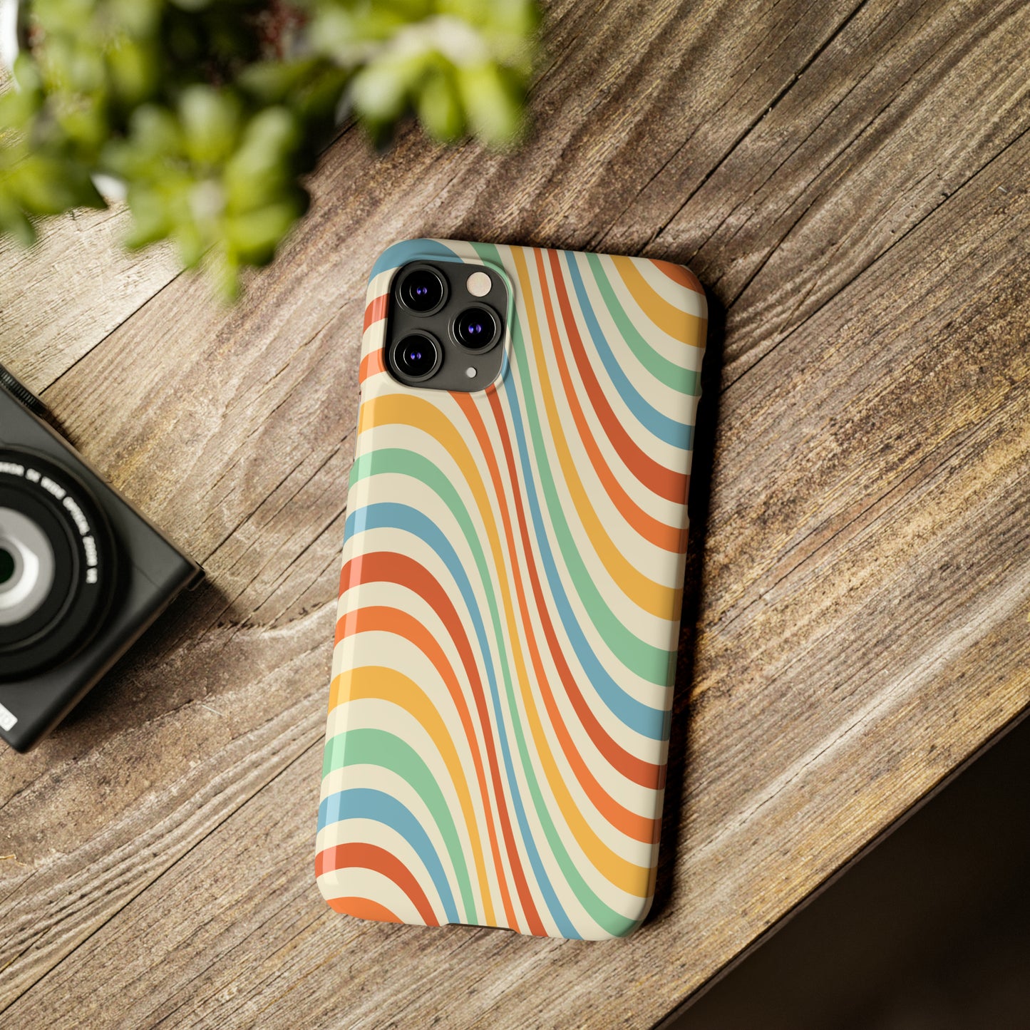 Retro Swirl Snap Case