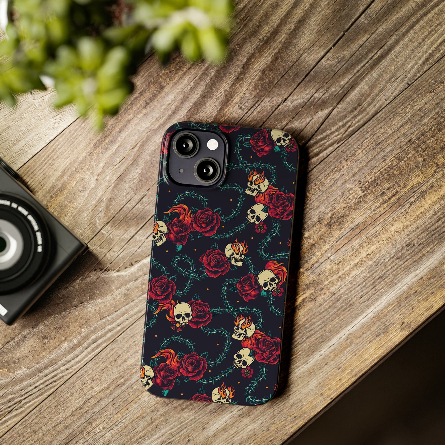 Skulls & Roses Snap Case