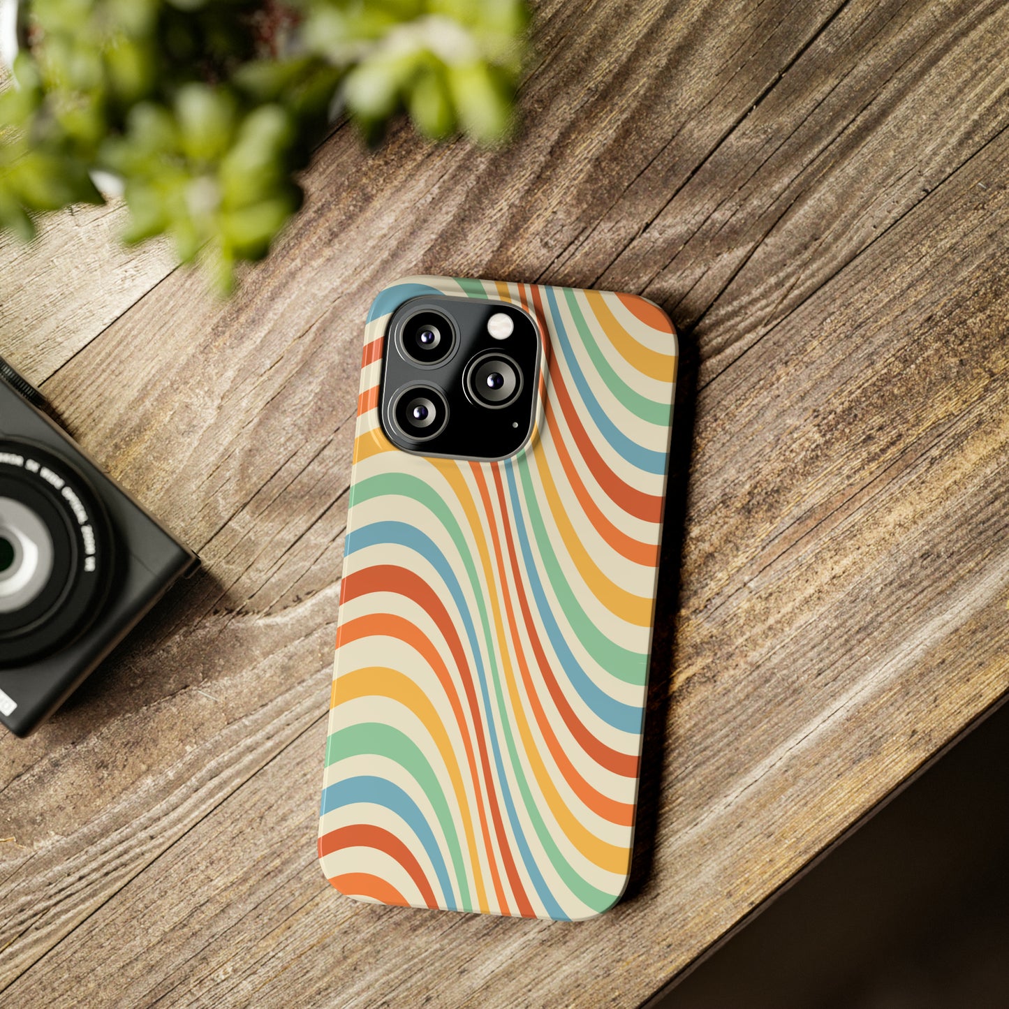 Retro Swirl Snap Case