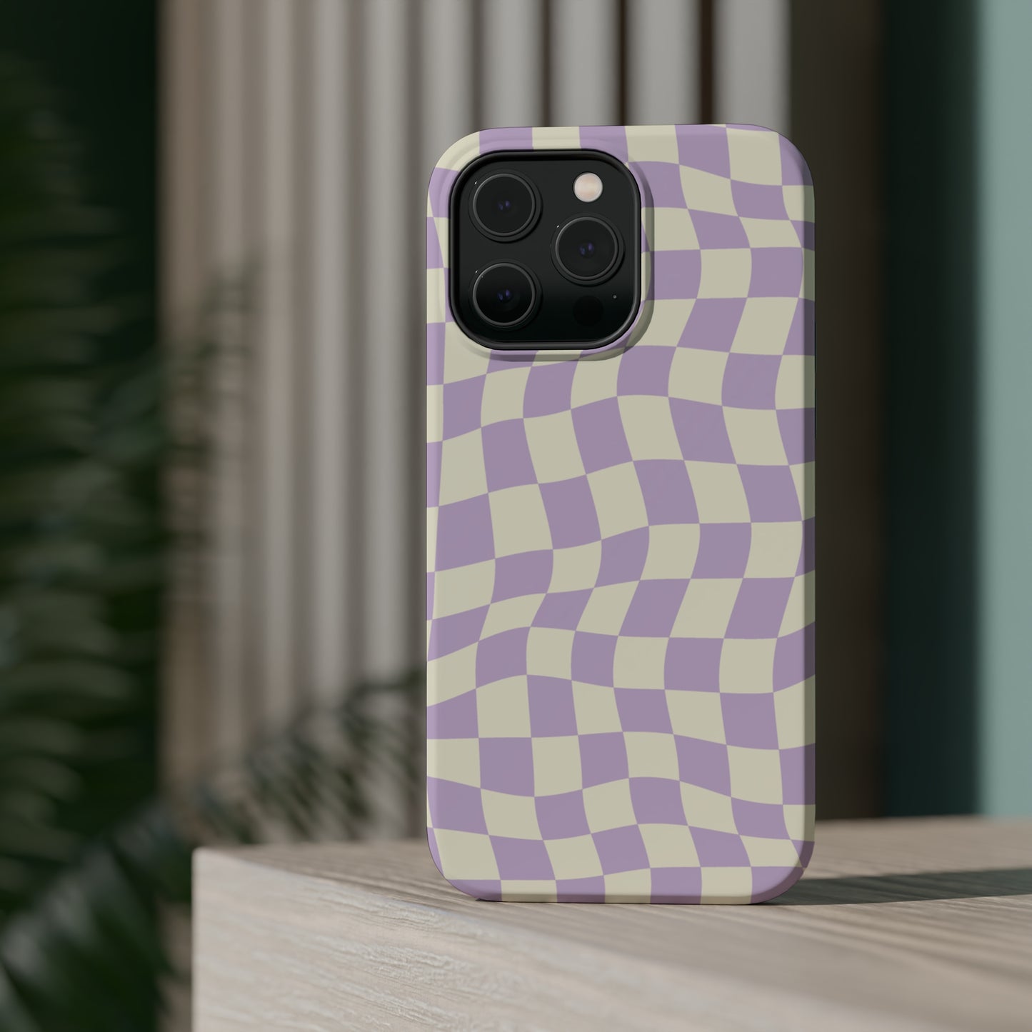 Lavender Crazy Checkers MagSafe Tough Case