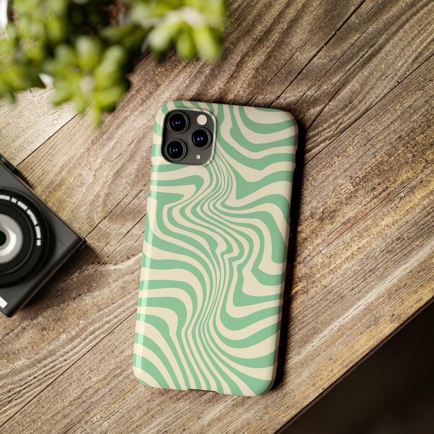 Pistachio Swirls Snap Case