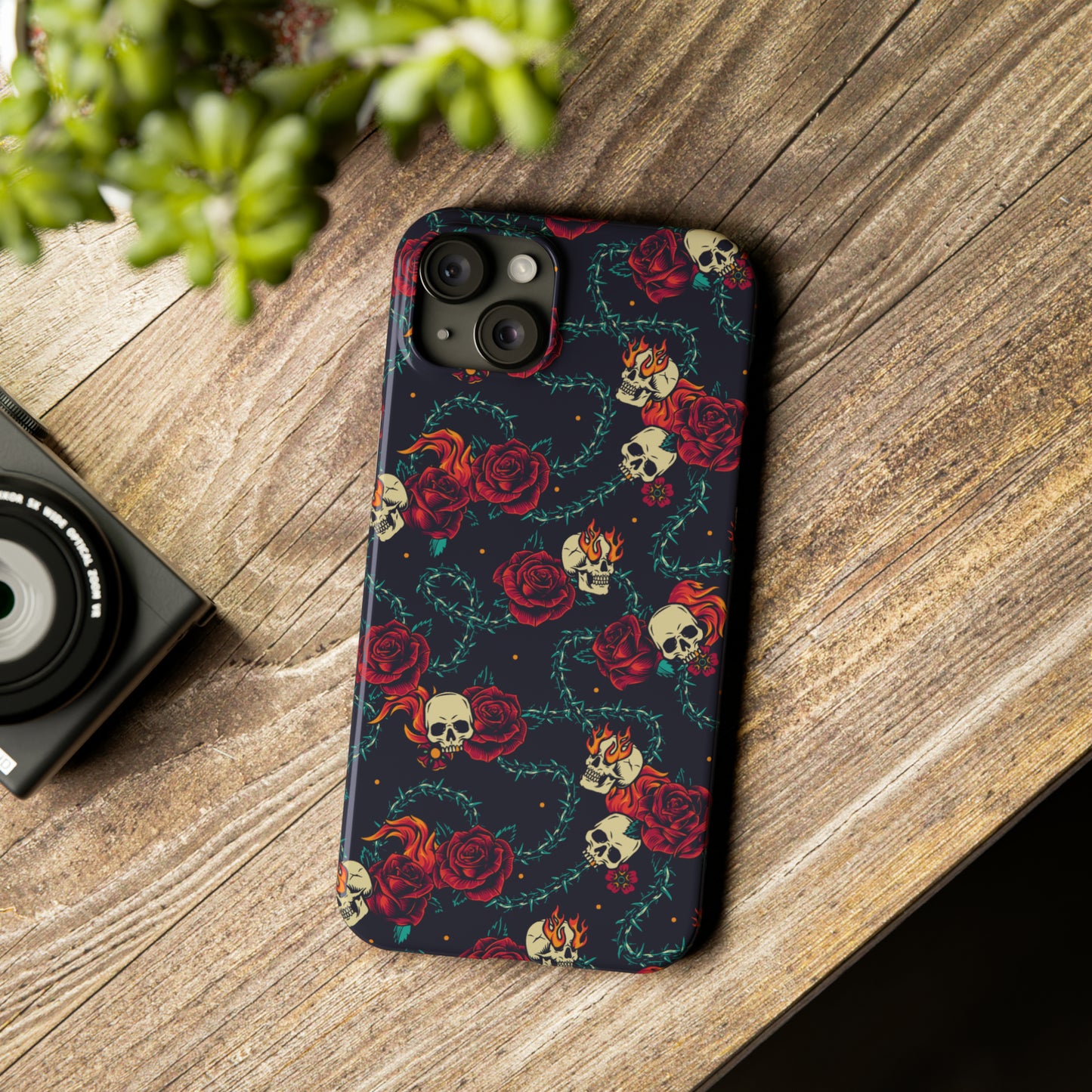 Skulls & Roses Snap Case