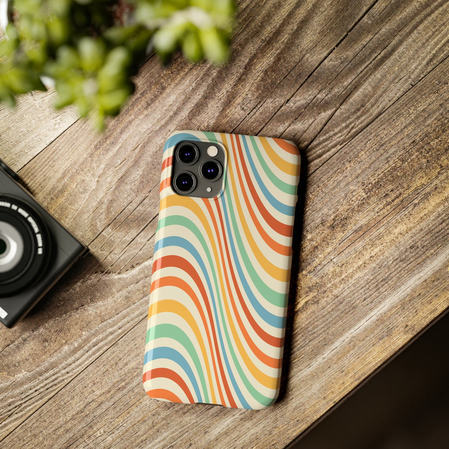 Retro Swirl Snap Case